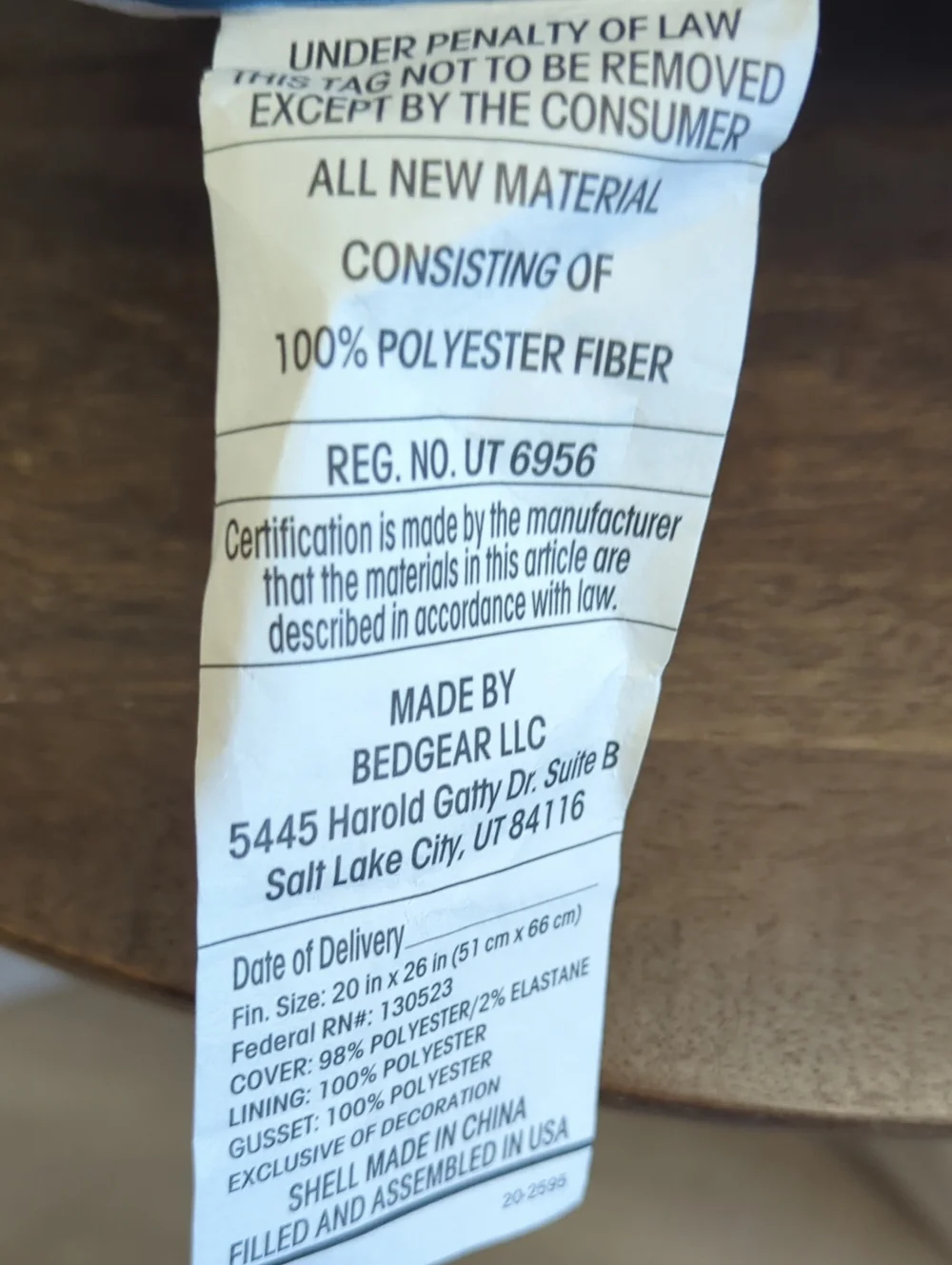 Never Used Linea 1.0 White Pillow with Blue Trim Bedgear